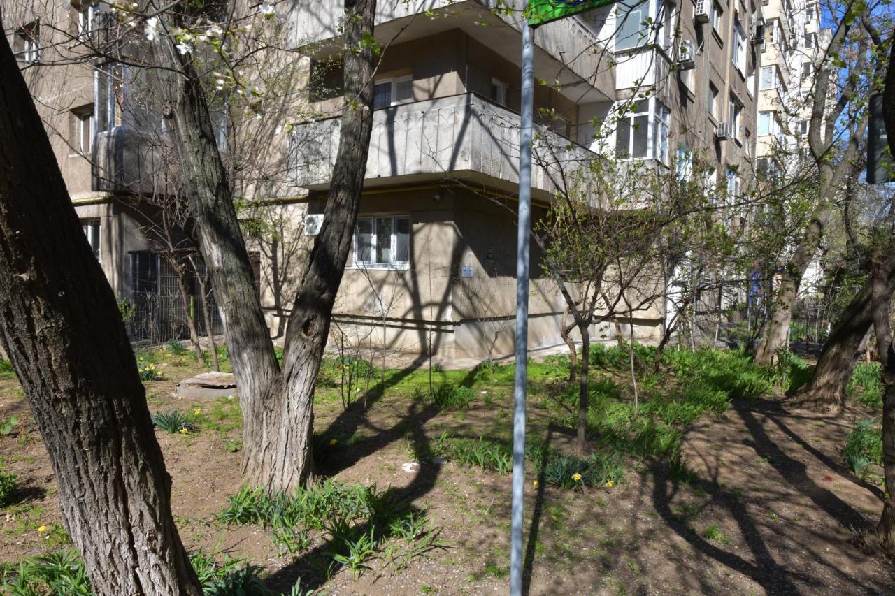 Appartement Luxury Studio / Ghencea à Bucarest Extérieur photo